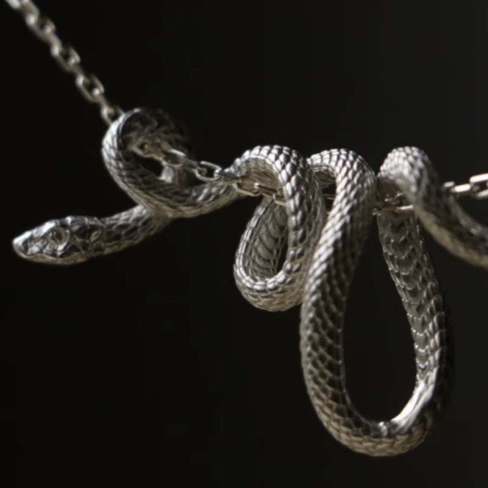 3D snake necklace BNIP 16"